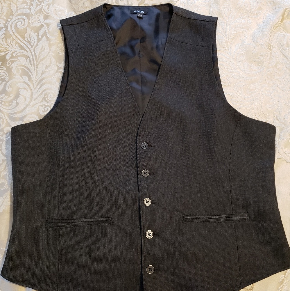 Apt 9 Vest